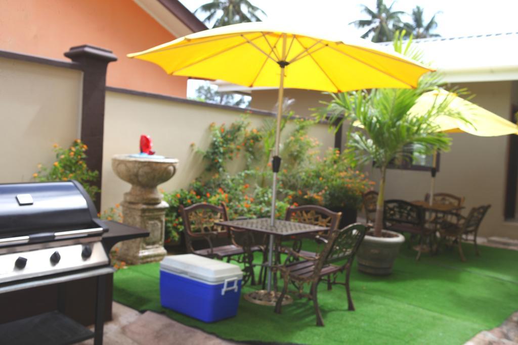Lone Self-Catering Apartment Baie Sainte Anne Luaran gambar